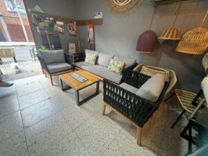 Sala de Exterior en Aluminio con pintura electrostatica, tejido en cordón