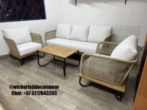 Sala en aluminio y madera, tejido en cordón náutico